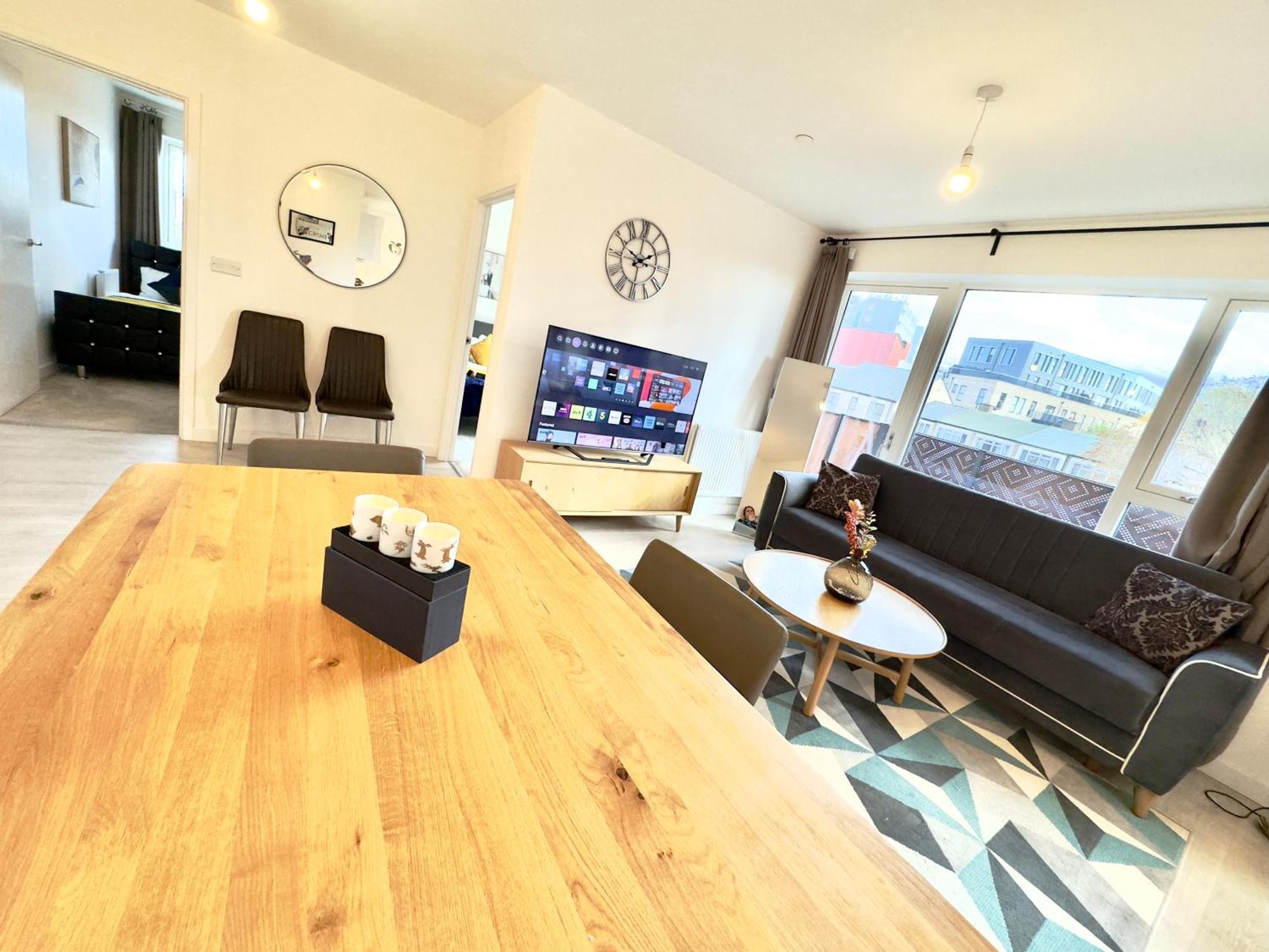 3Bedroom, 2Bathroom, Balcony,Luxury Flat Westfield 런던 외부 사진